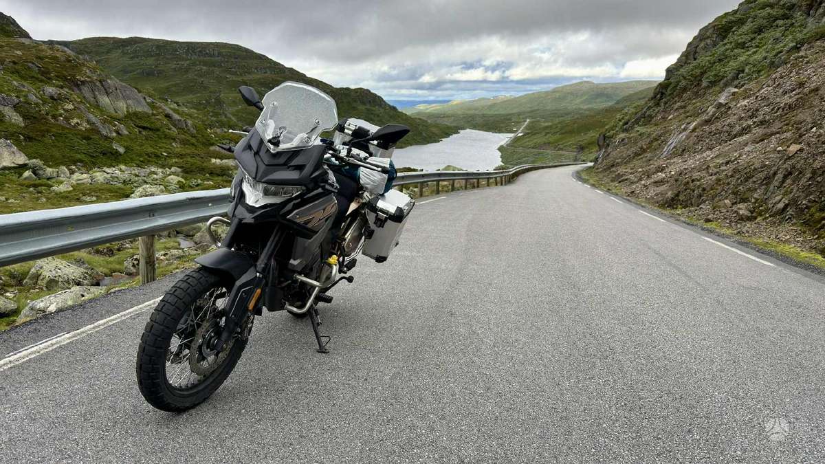 VOGE 650 DS, enduro / adventure