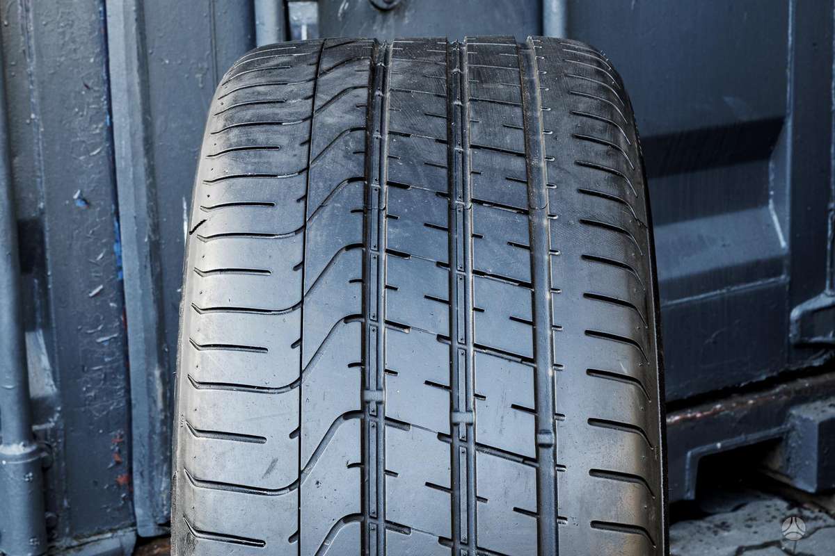 Pirelli P Zero, летние 285/35 R20