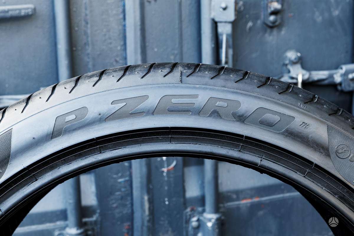 Pirelli P Zero, vasarinės 285/35 R20