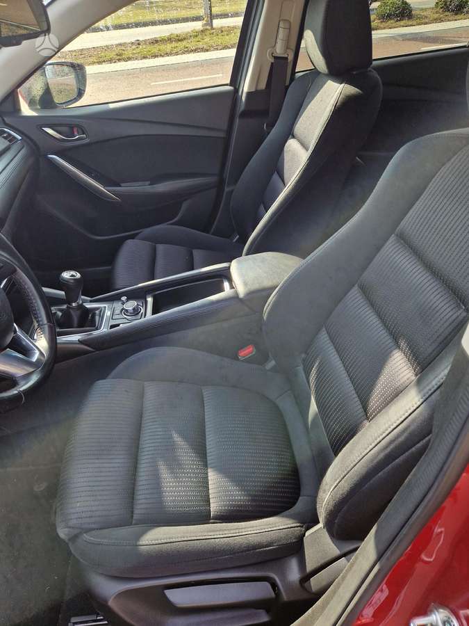 Mazda 6, 2.2 l., Седан