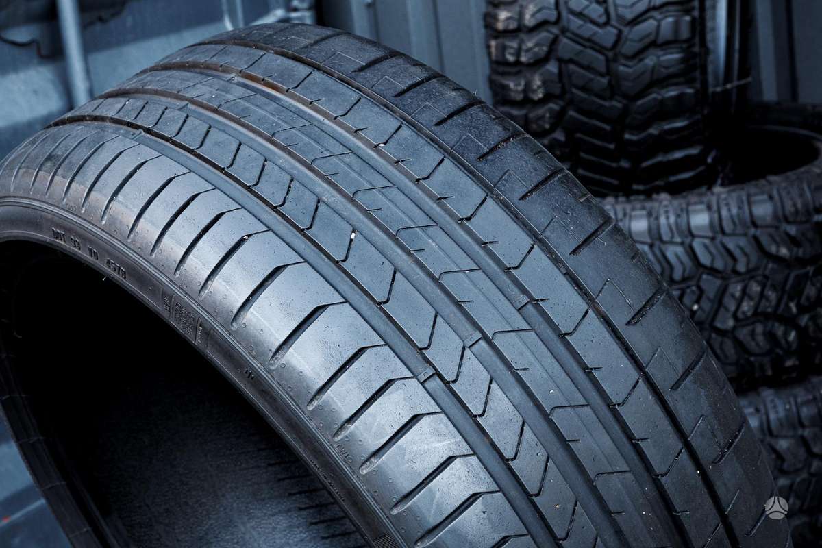Pirelli P Zero 4 (BMW), vasarinės 235/35 R19