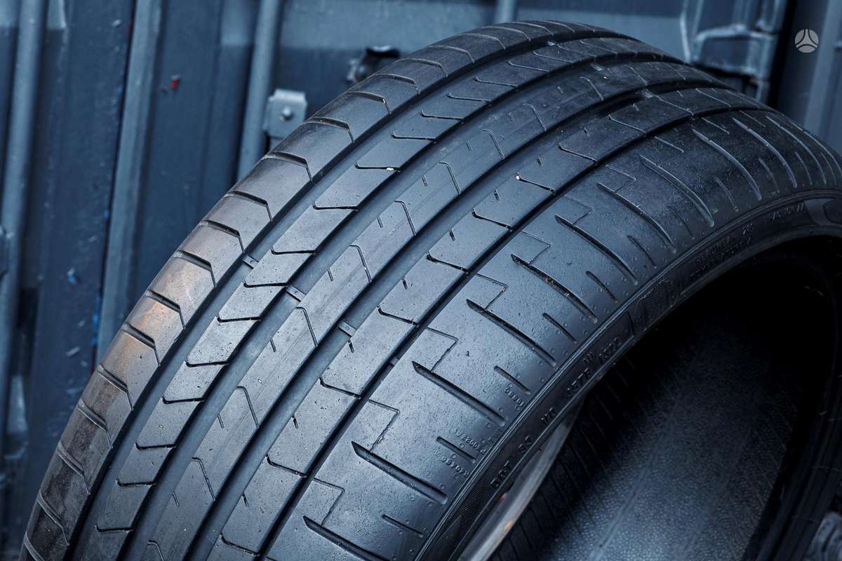 Pirelli P Zero 4 (BMW), vasarinės 235/35 R19