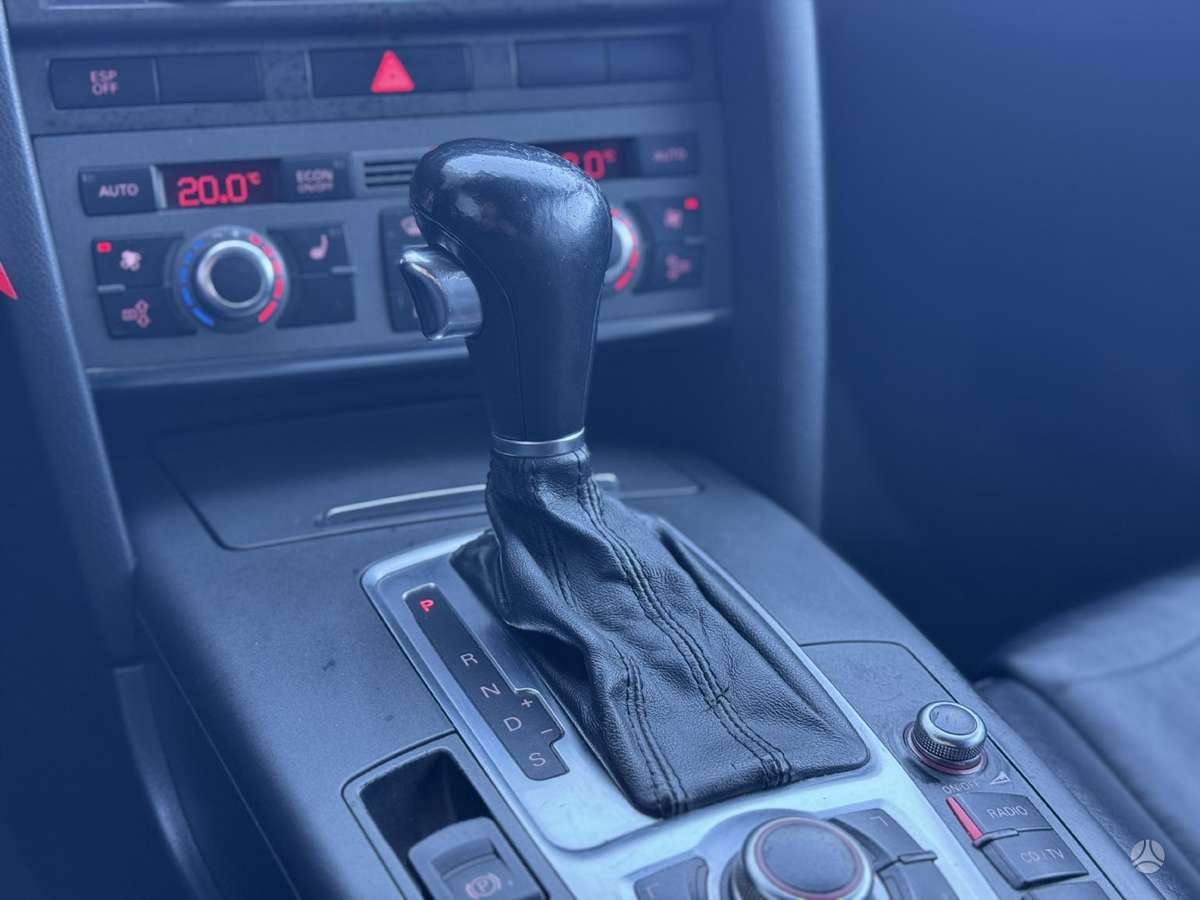 Audi A6, 3.0 l., universalas