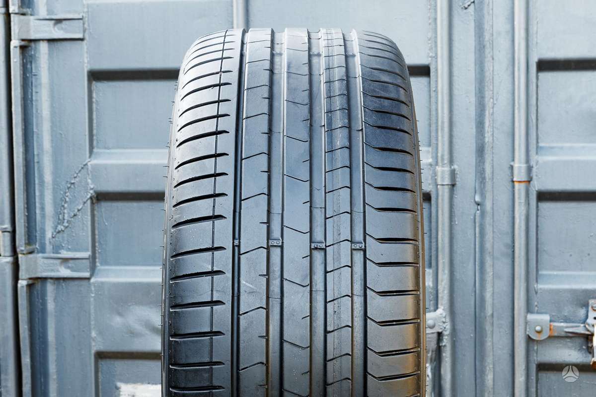 Pirelli P Zero 4 (BMW), vasarinės 315/30 R22