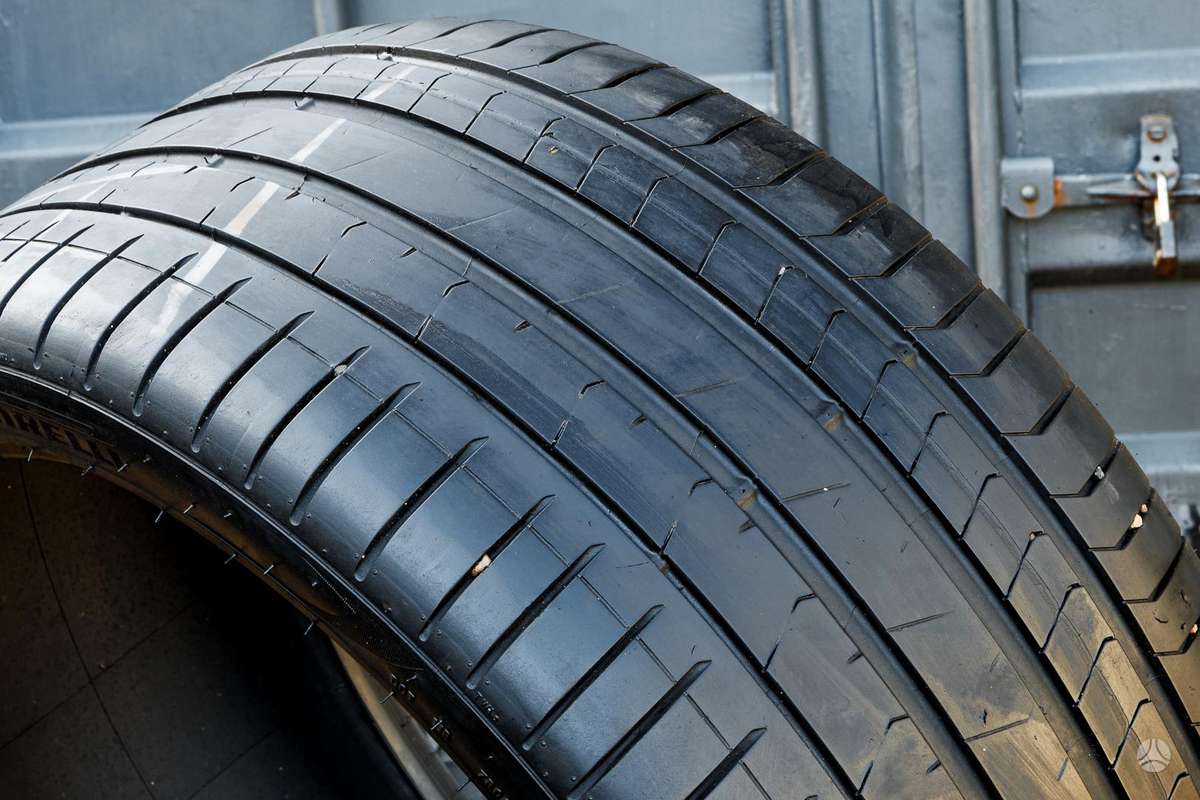 Pirelli P Zero 4 (BMW), летние 315/30 R22