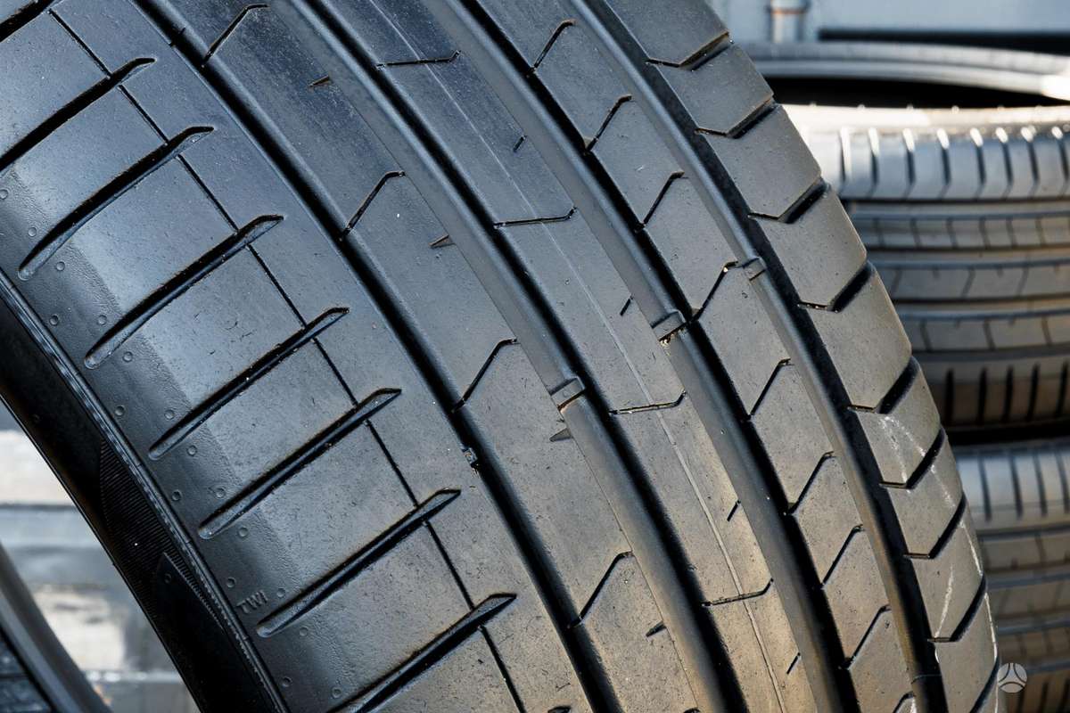 Pirelli P Zero 4, летние 315/30 R22