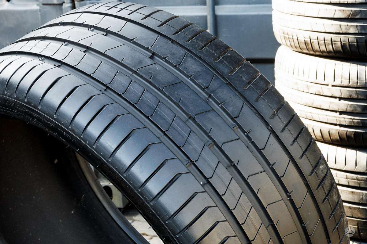 Pirelli P Zero 4, летние 315/30 R22