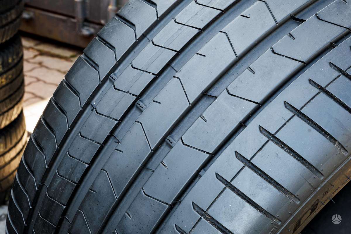 Pirelli P Zero 4, летние 315/30 R22