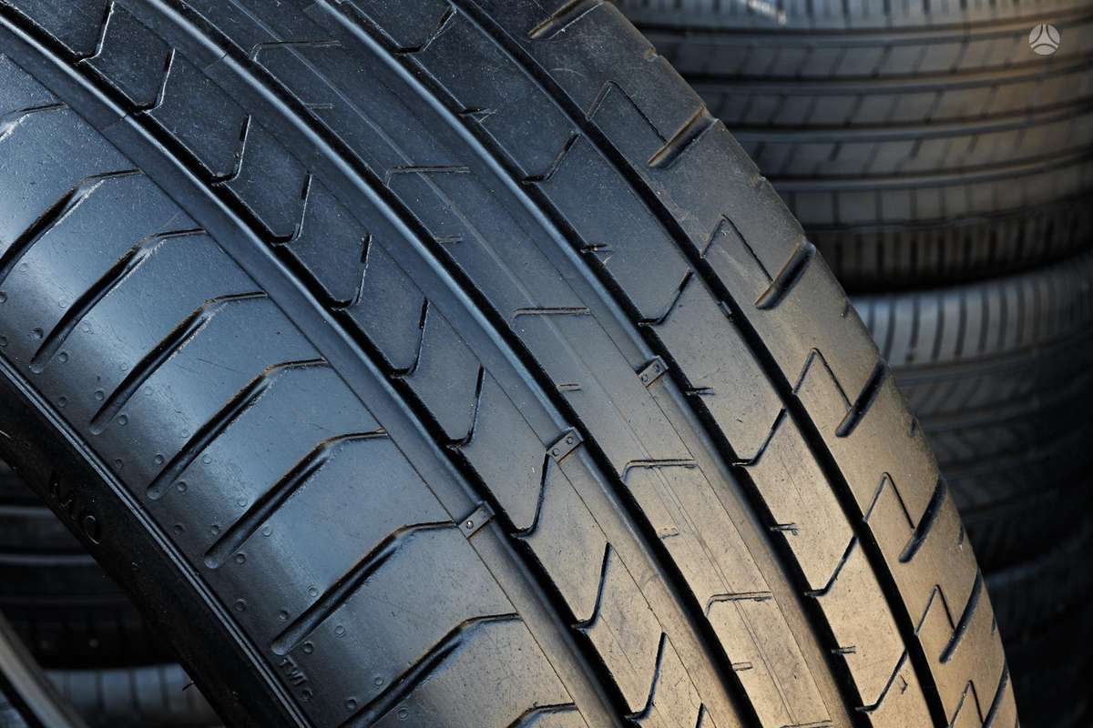 Pirelli P Zero 4 (BMW,M0), летние 245/45 R19