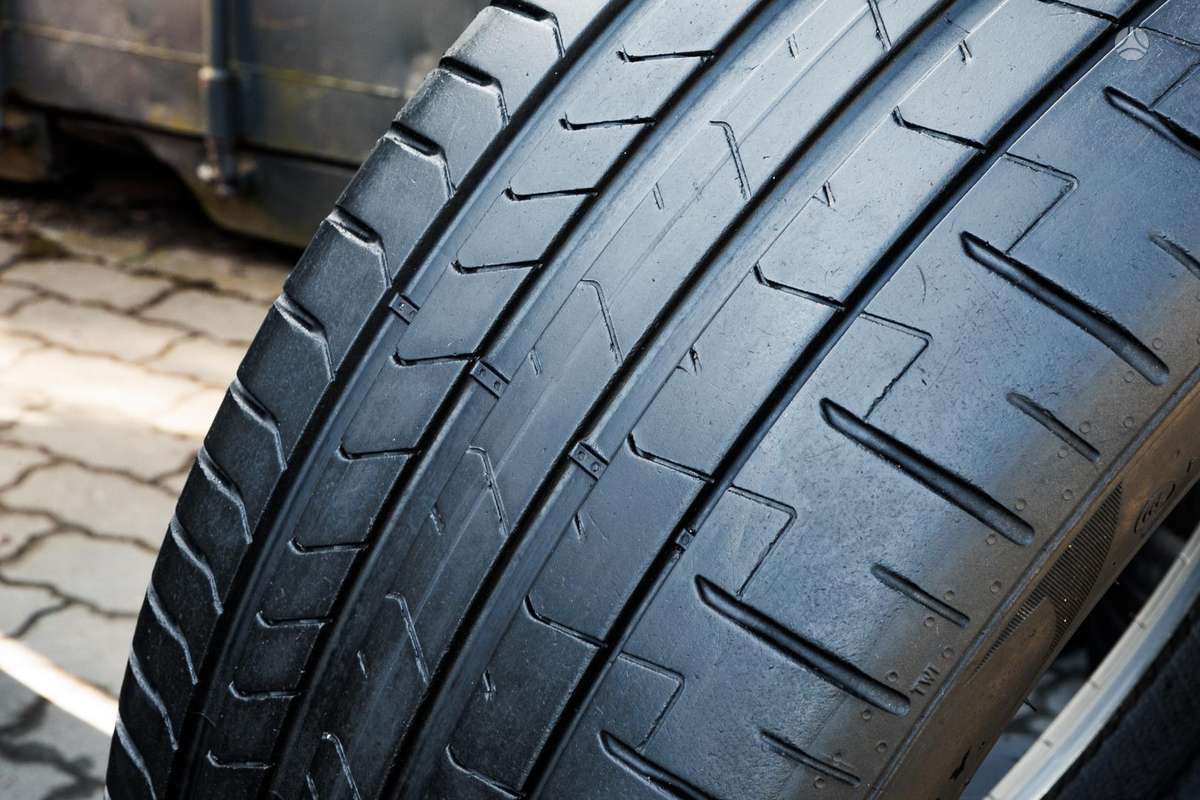 Pirelli P Zero 4 (BMW,M0), летние 245/45 R19