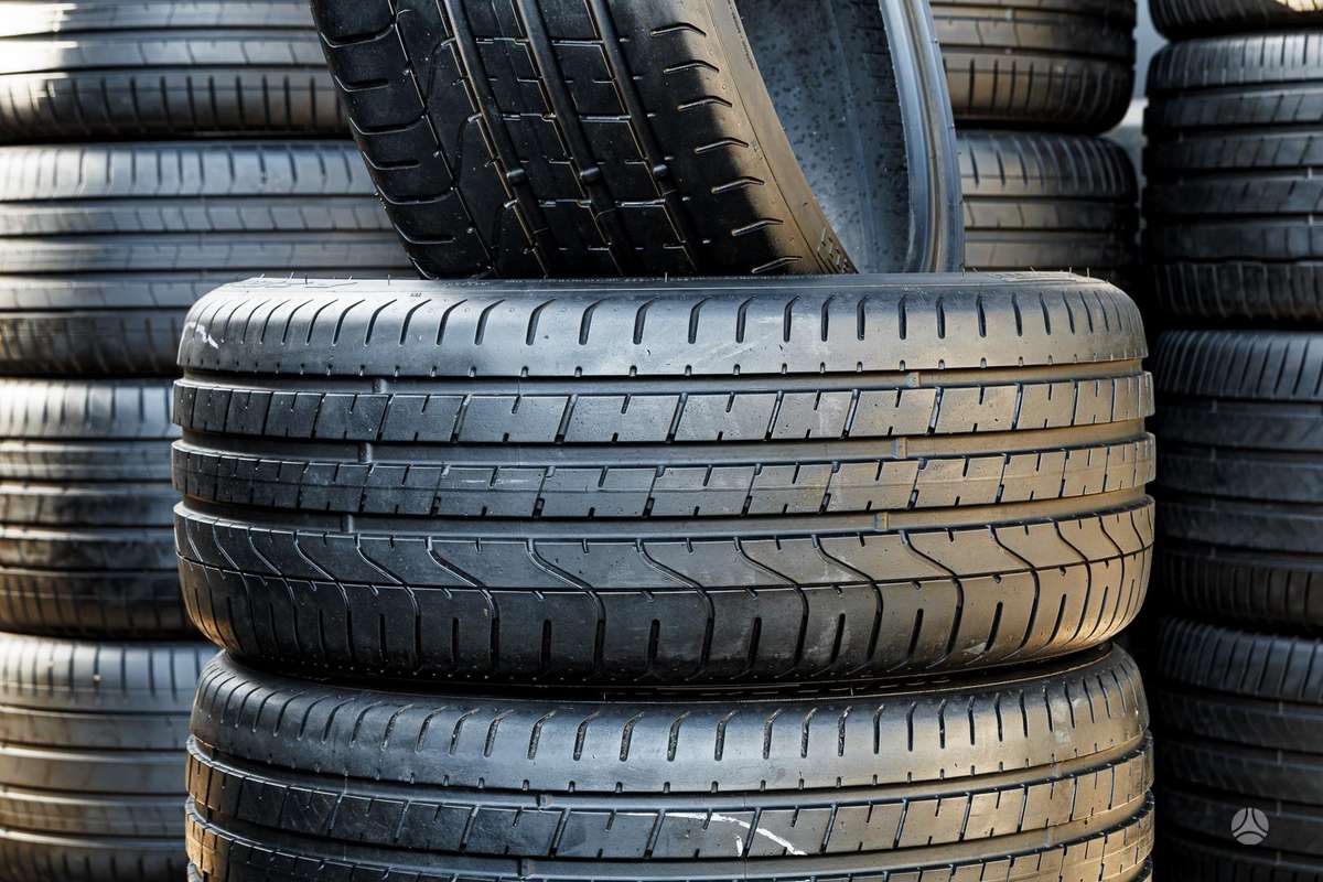 Pirelli P Zero, summer 225/35 R19