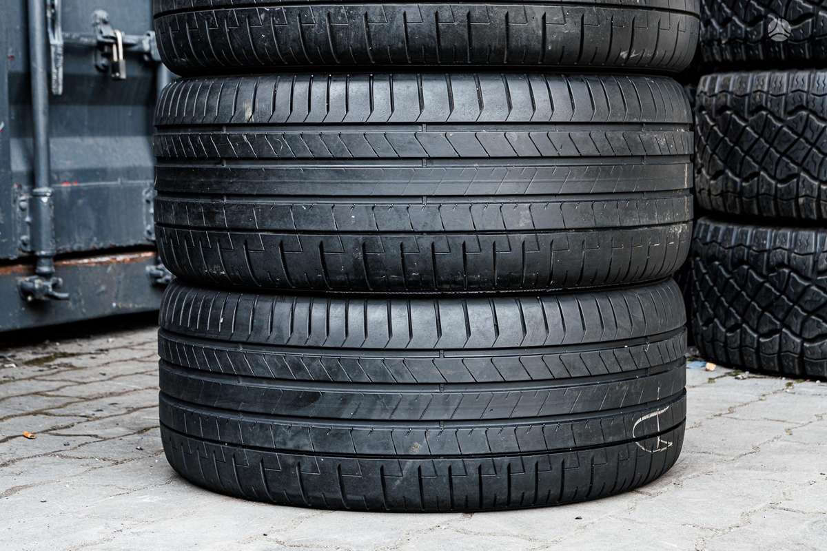 Pirelli P Zero 4 (BMW), summer 275/40 R20