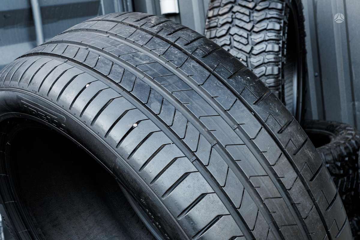 Pirelli P Zero 4 (BMW), summer 275/40 R20