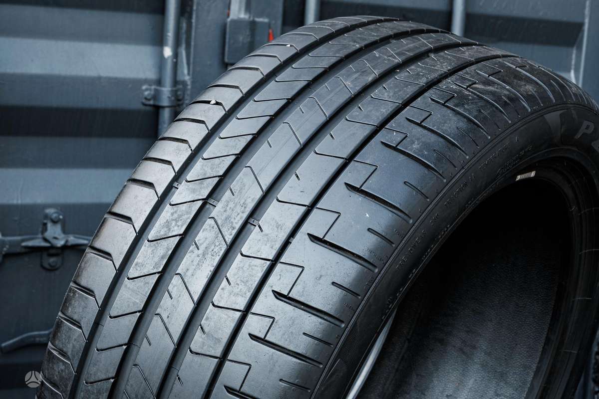 Pirelli P Zero 4 (BMW), summer 275/40 R20
