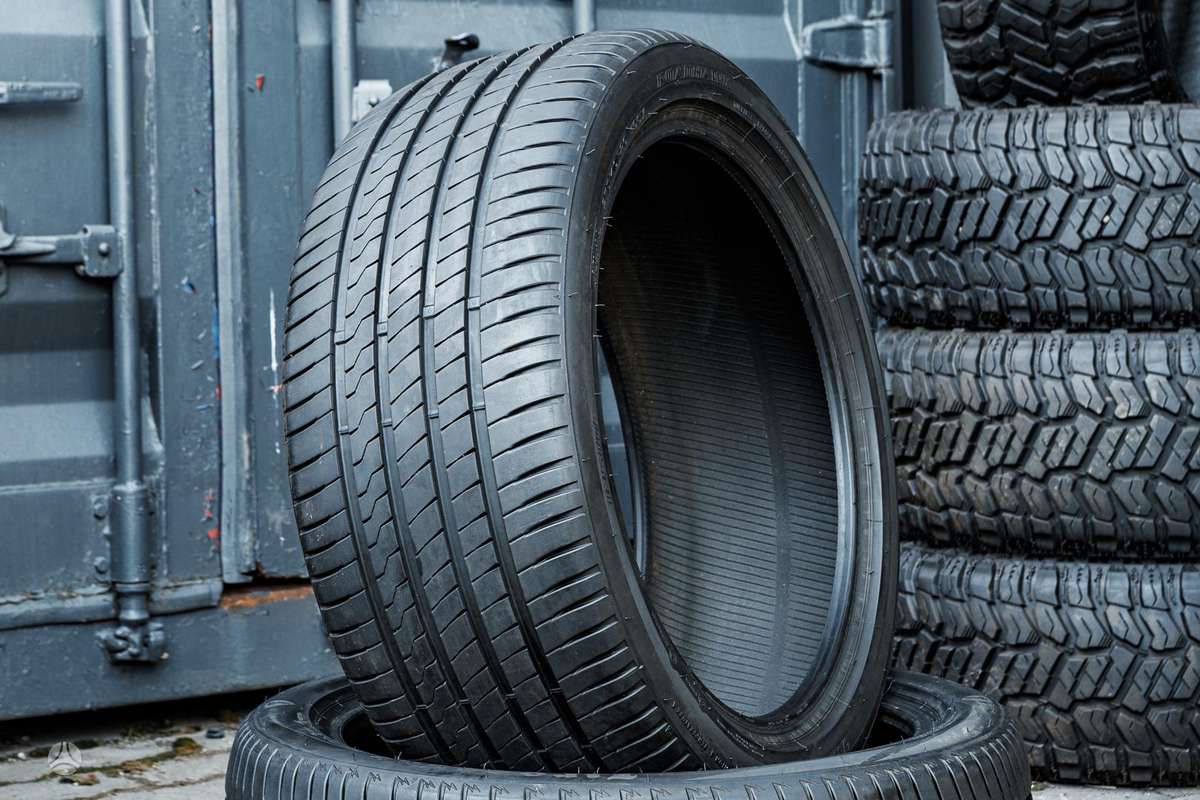 Firestone Roadhawk, vasarinės 275/40 R20