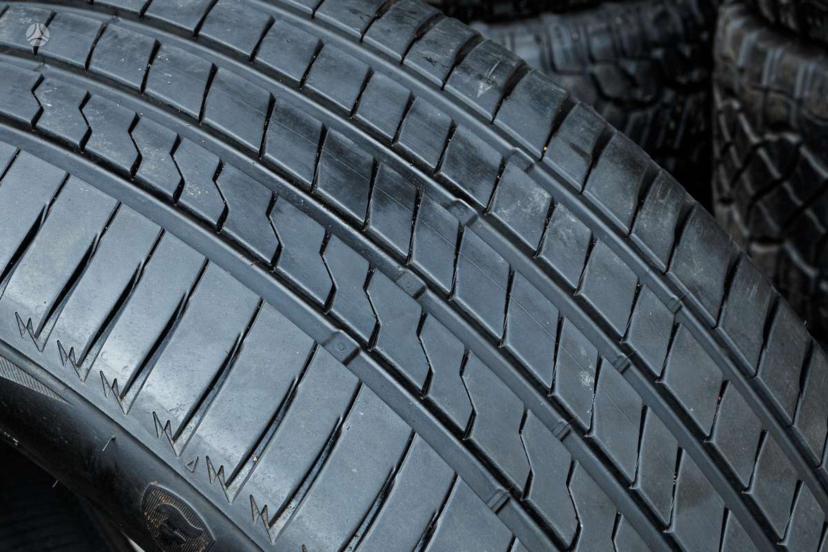 Firestone Roadhawk, летние 275/40 R20