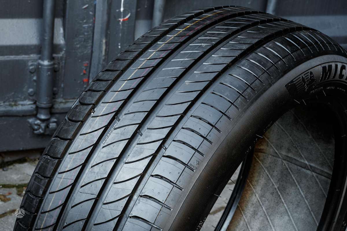 Michelin Primacy 4 (S1), летние 235/45 R20