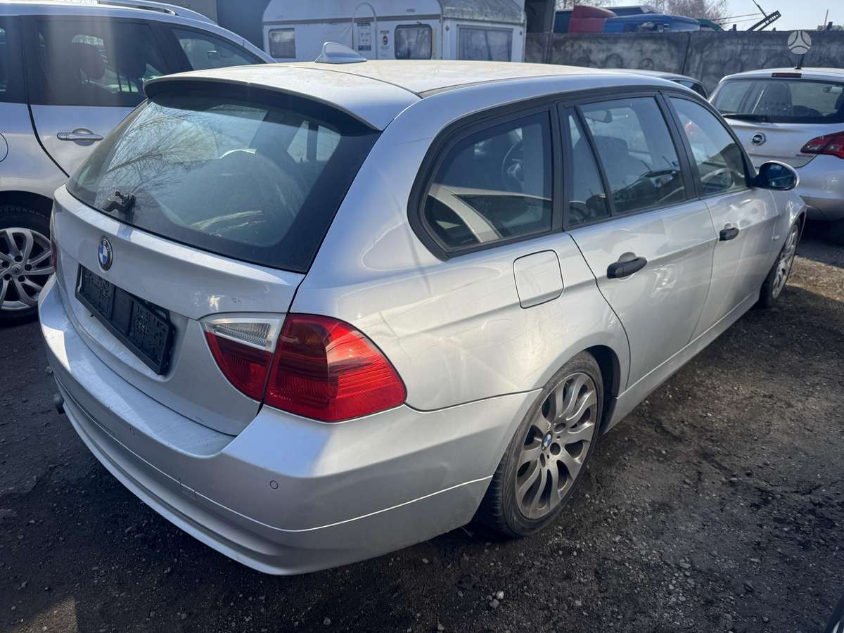 BMW 3 serija Xsenon