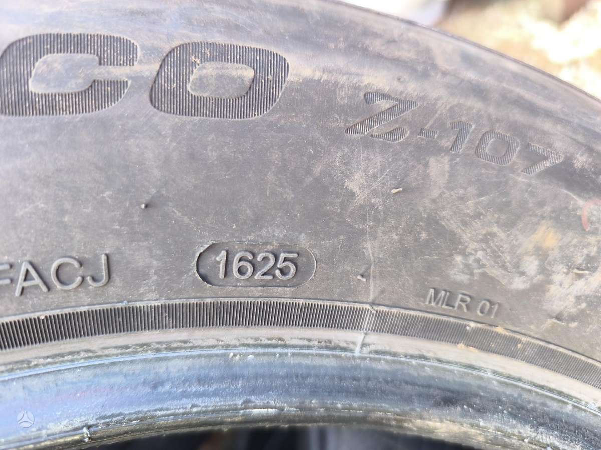 Westlake, vasarinės 215/60 R17