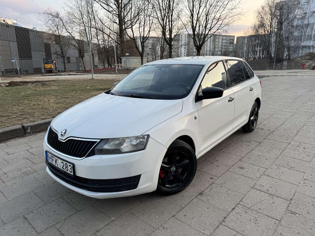 Skoda Rapid, 1.6 l., hatchback