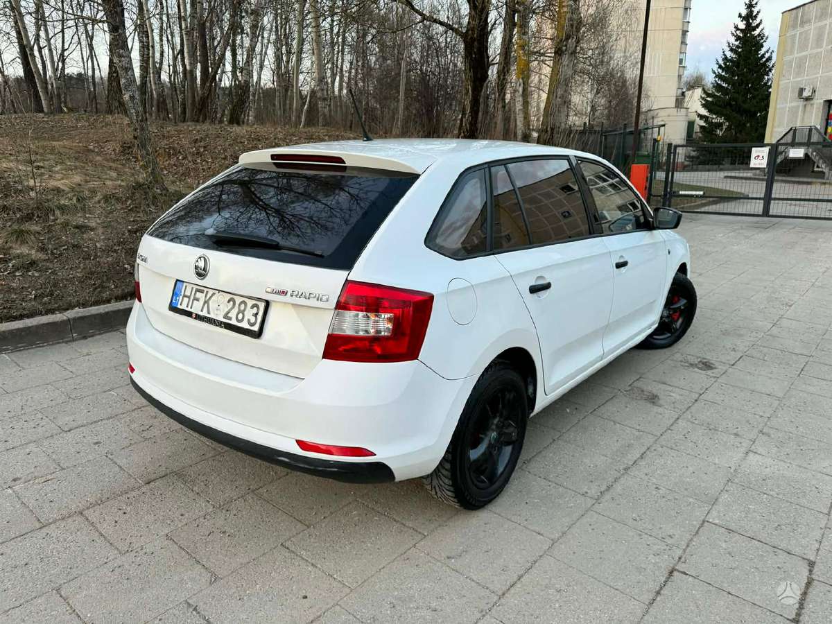 Skoda Rapid, 1.6 l., hatchback