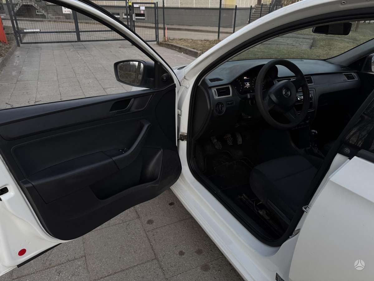 Skoda Rapid, 1.6 l., hatchback