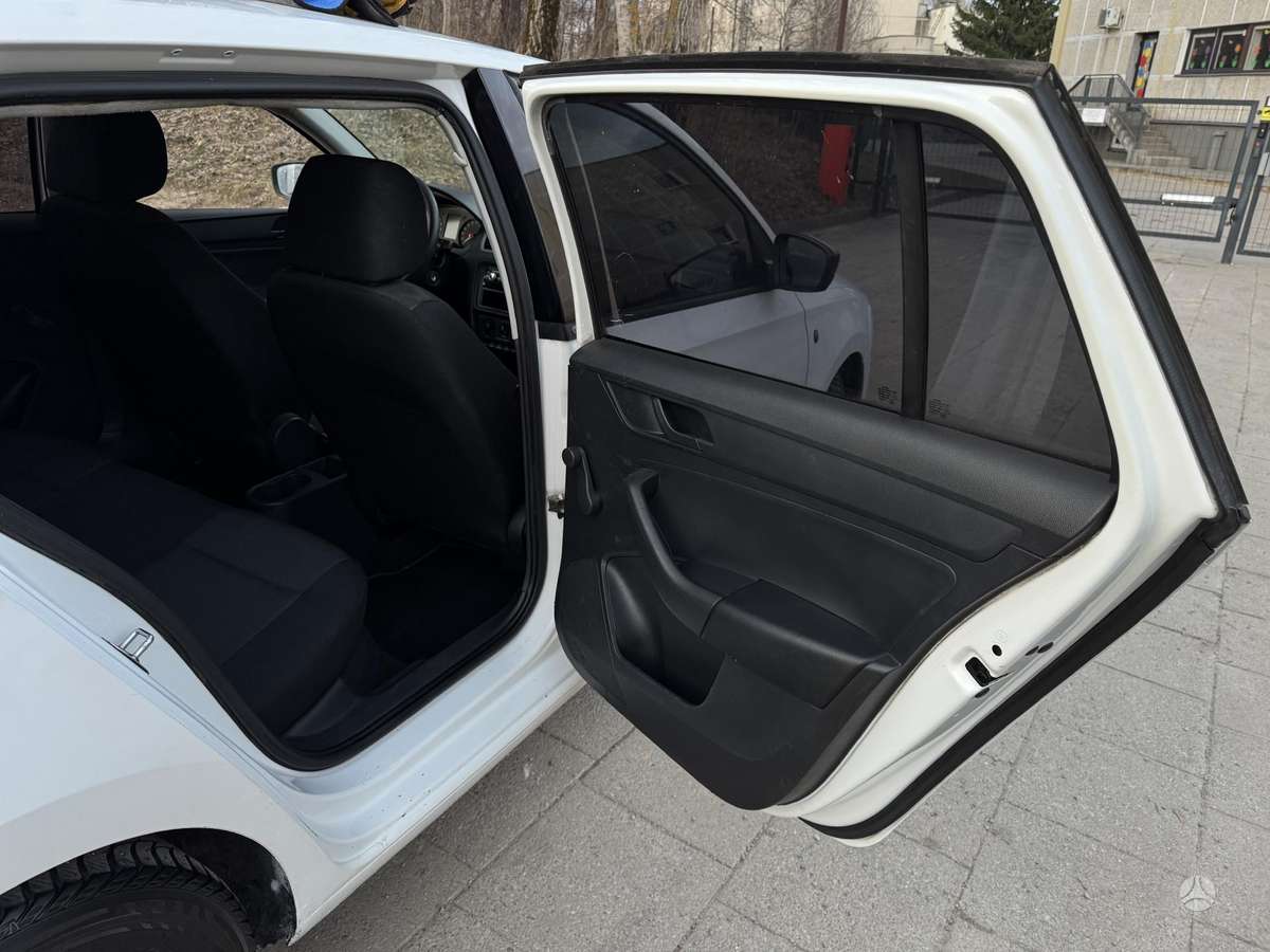 Skoda Rapid, 1.6 l., hatchback