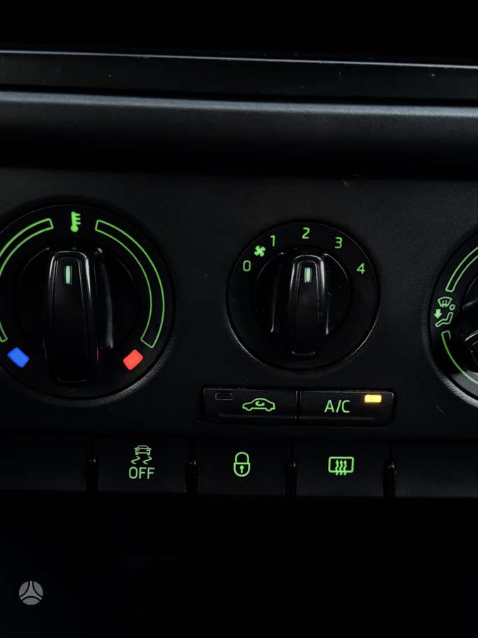 Skoda Rapid, 1.6 l., hatchback