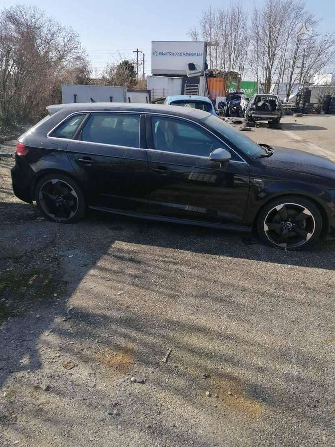 Audi A3 Variklis cuna telf 37069885048