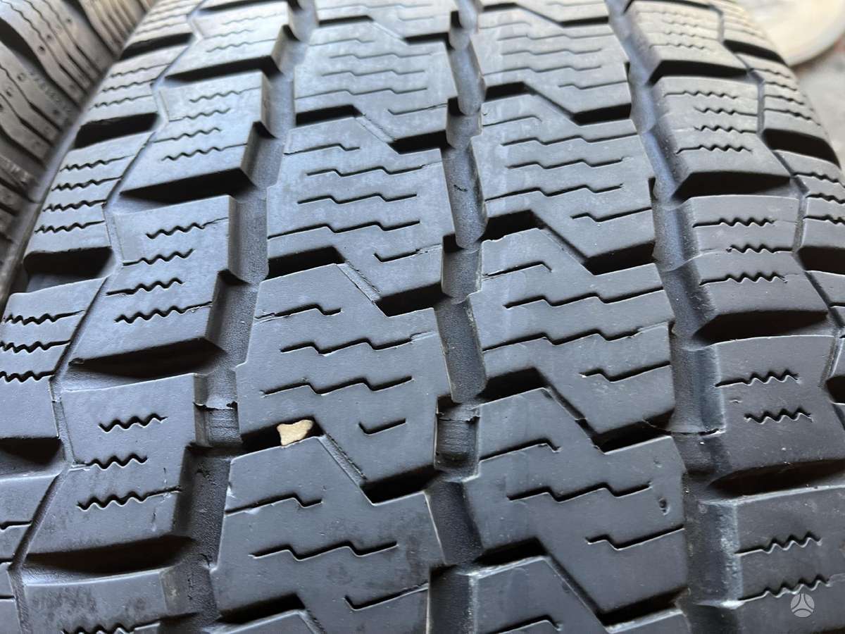 Continental VancoFourSeasons2, зимние 235/65 R16