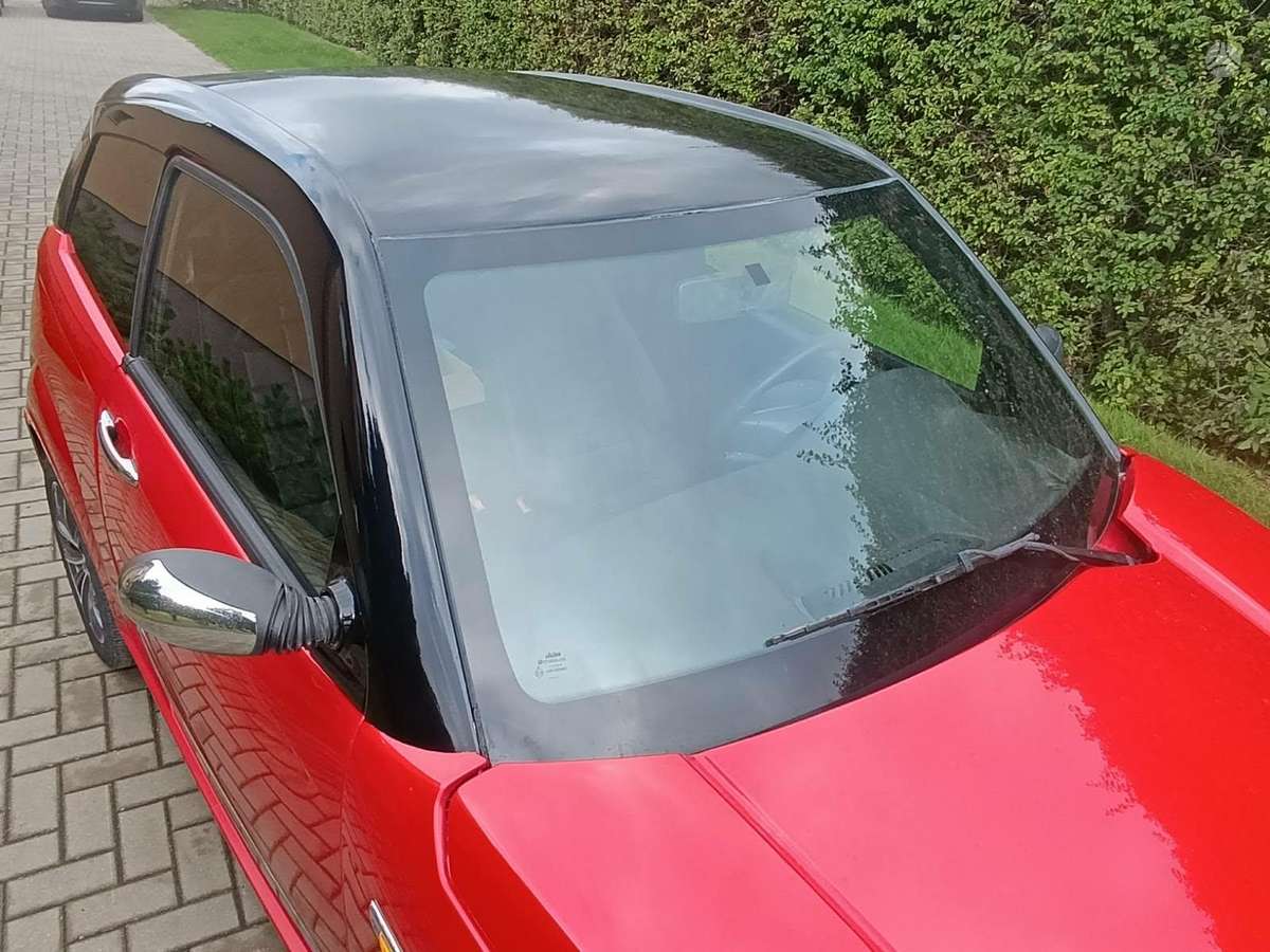 Ligier JS50, 0.5 l., hatchback