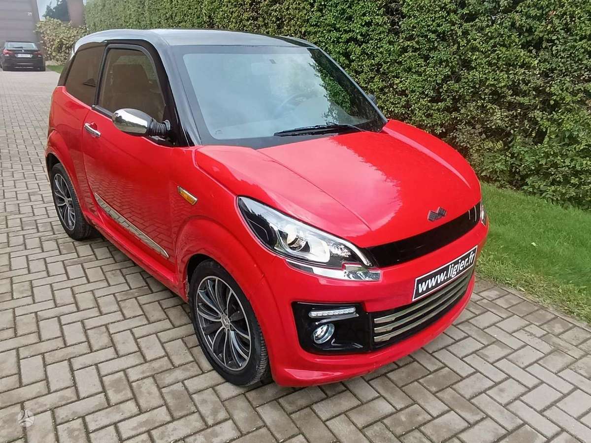 Ligier JS50, 0.5 l., hatchback