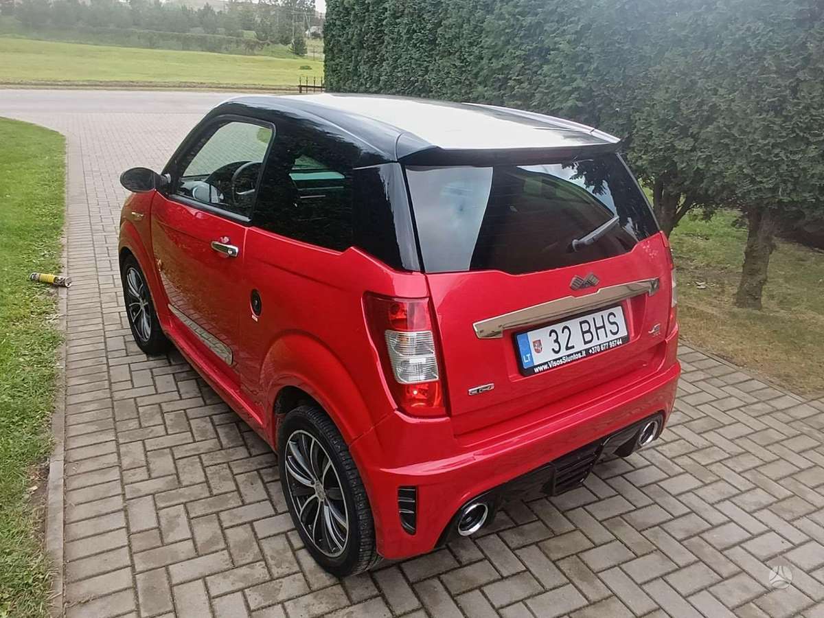 Ligier JS50, 0.5 l., hatchback