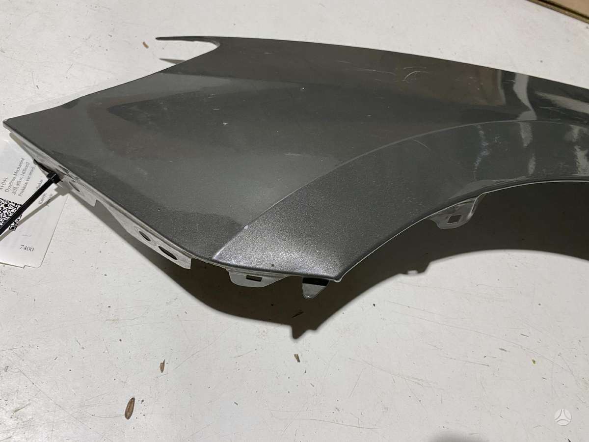 Audi A1, 82A807437A