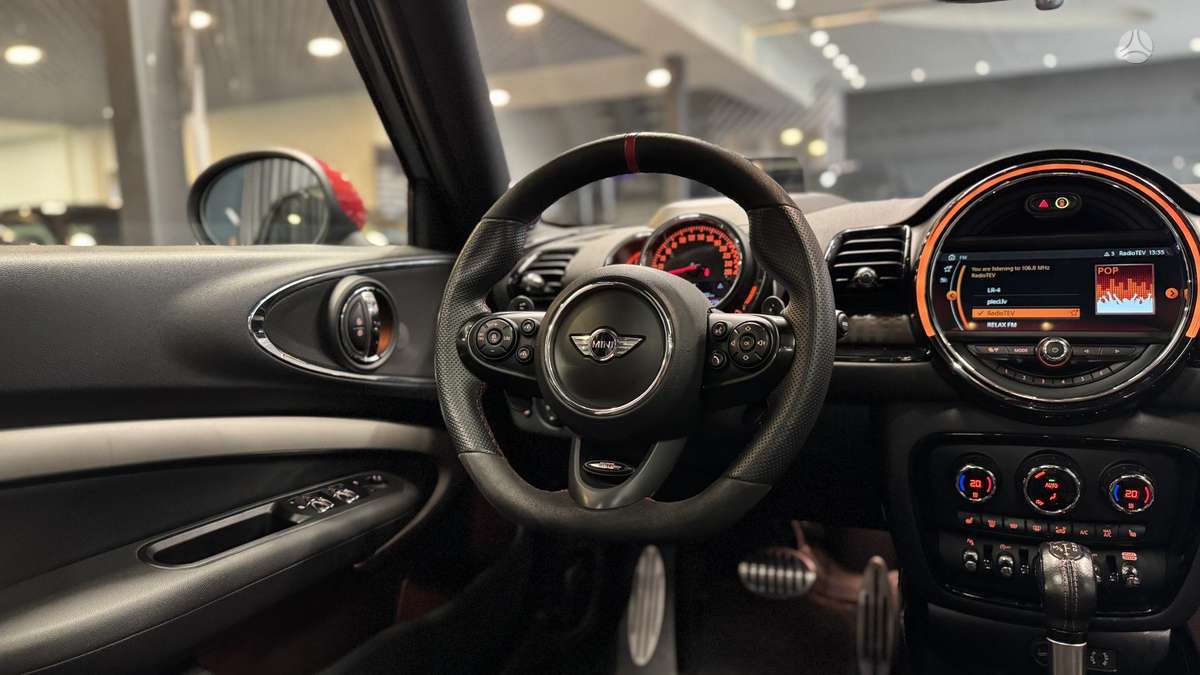 Mini Cooper JCW, 2.0 l., hatchback