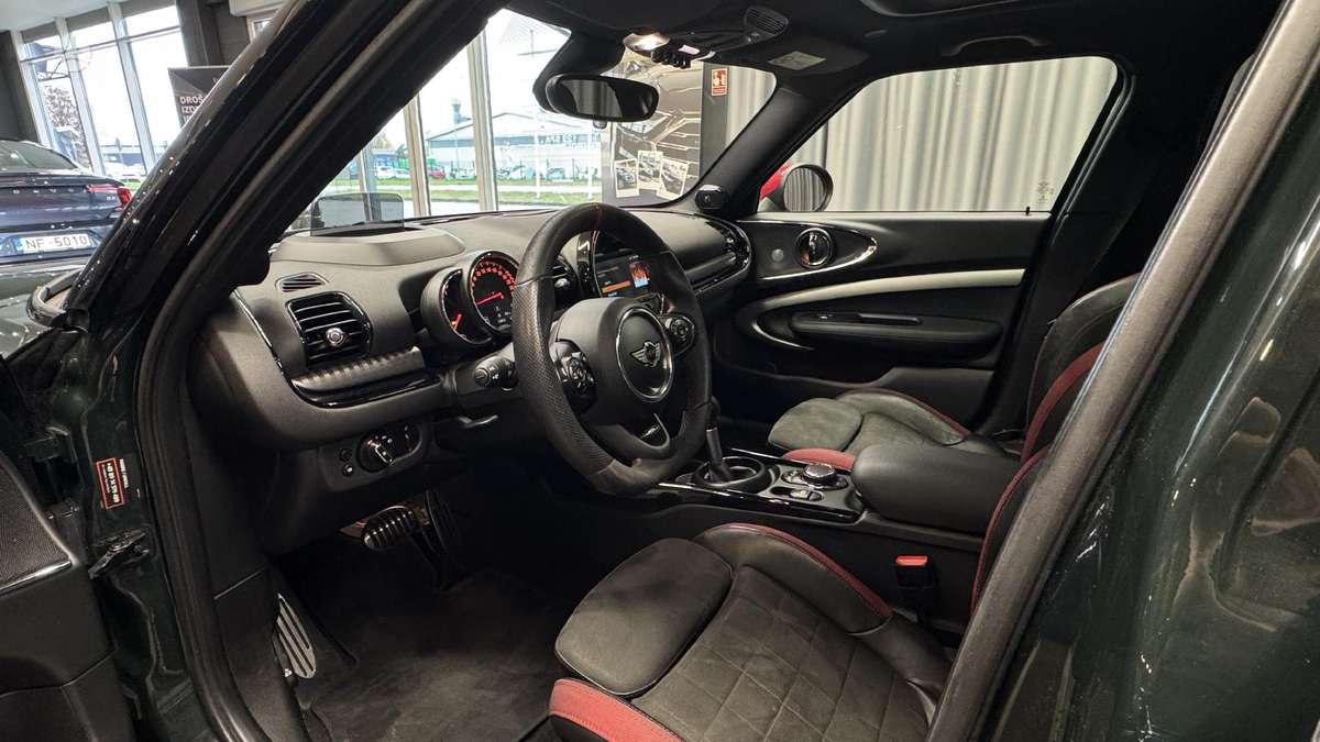 Mini Cooper JCW, 2.0 l., Хэтчбек