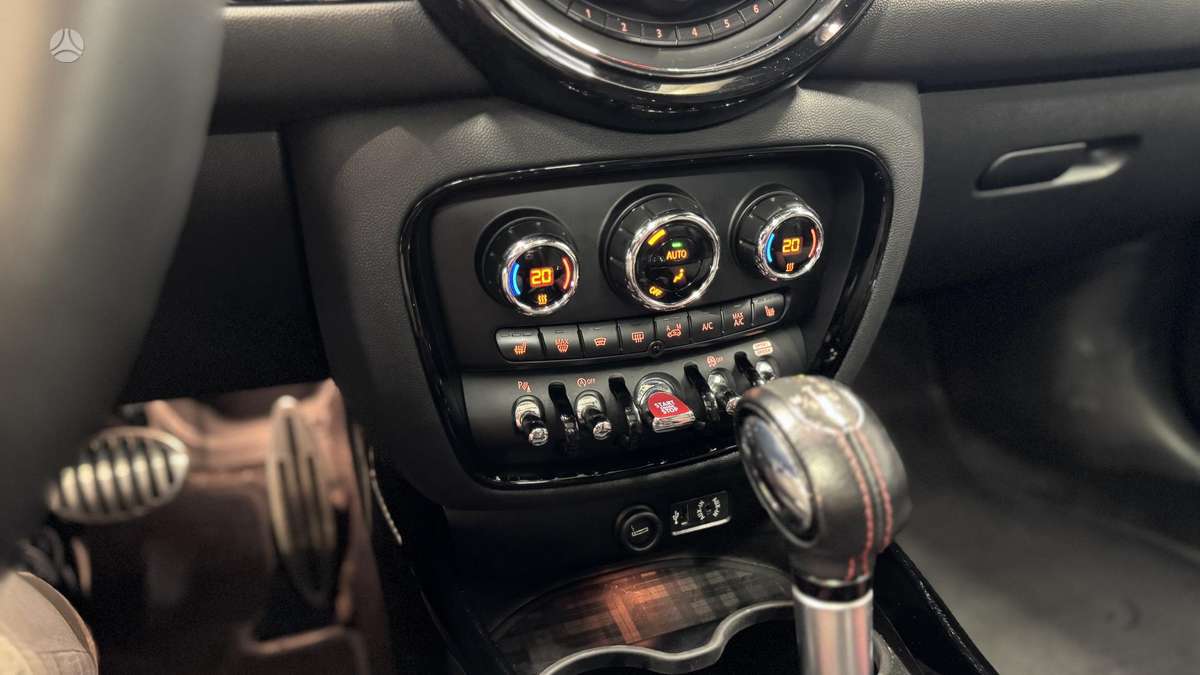 Mini Cooper JCW, 2.0 l., hatchback