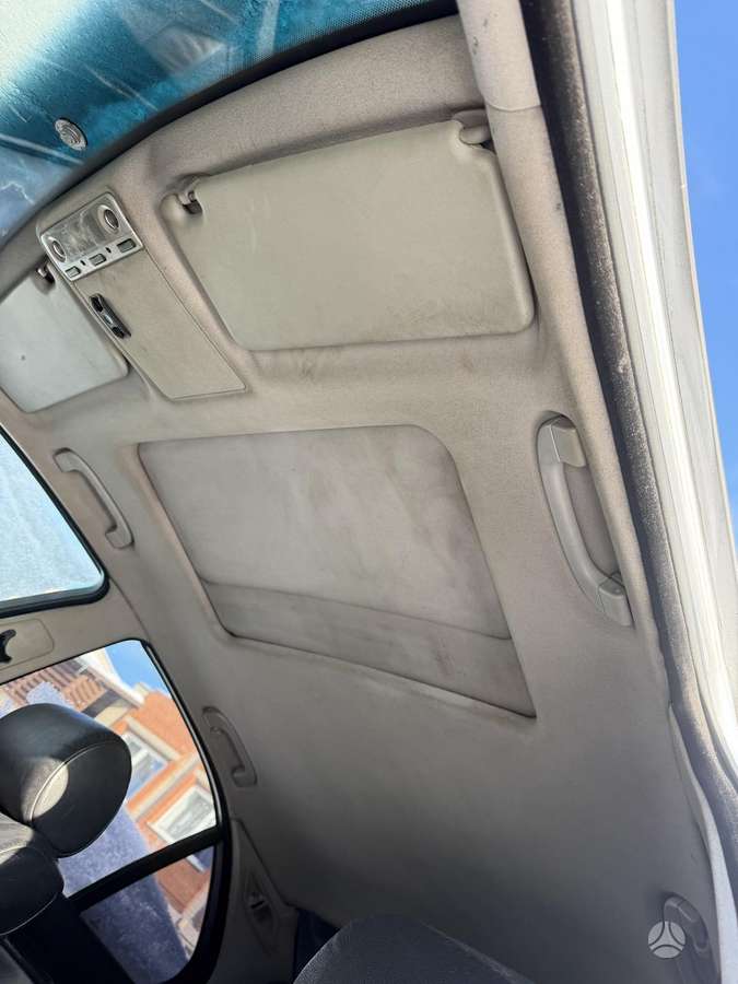 BMW 5 serija variklio detalės