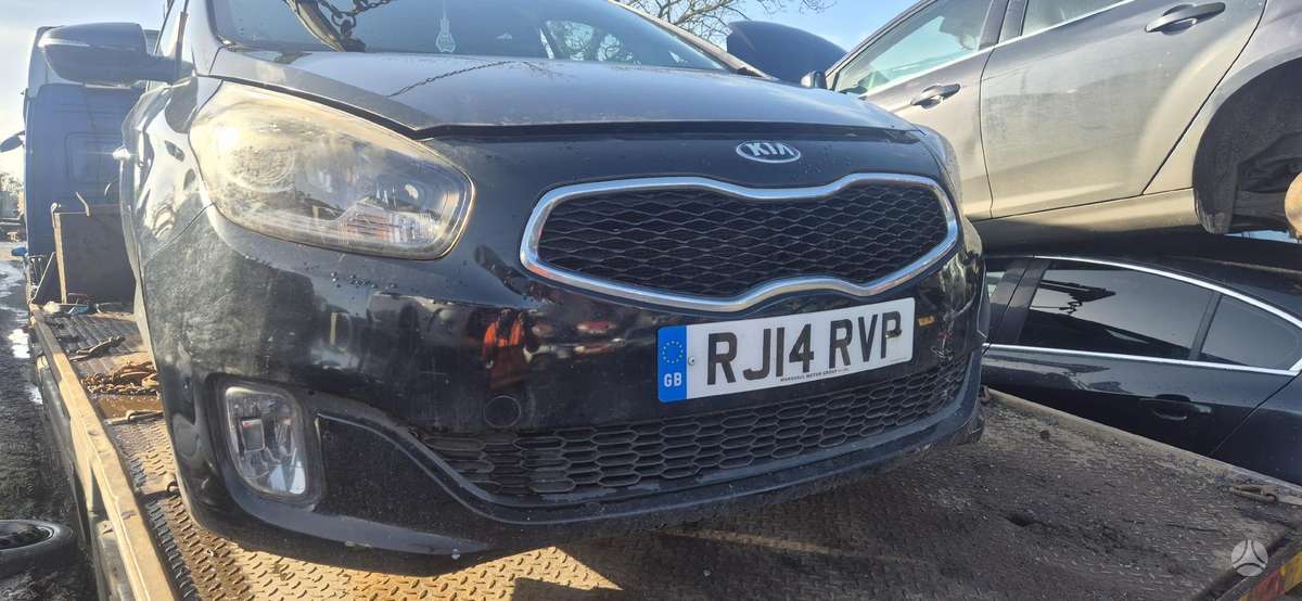 Kia Carens