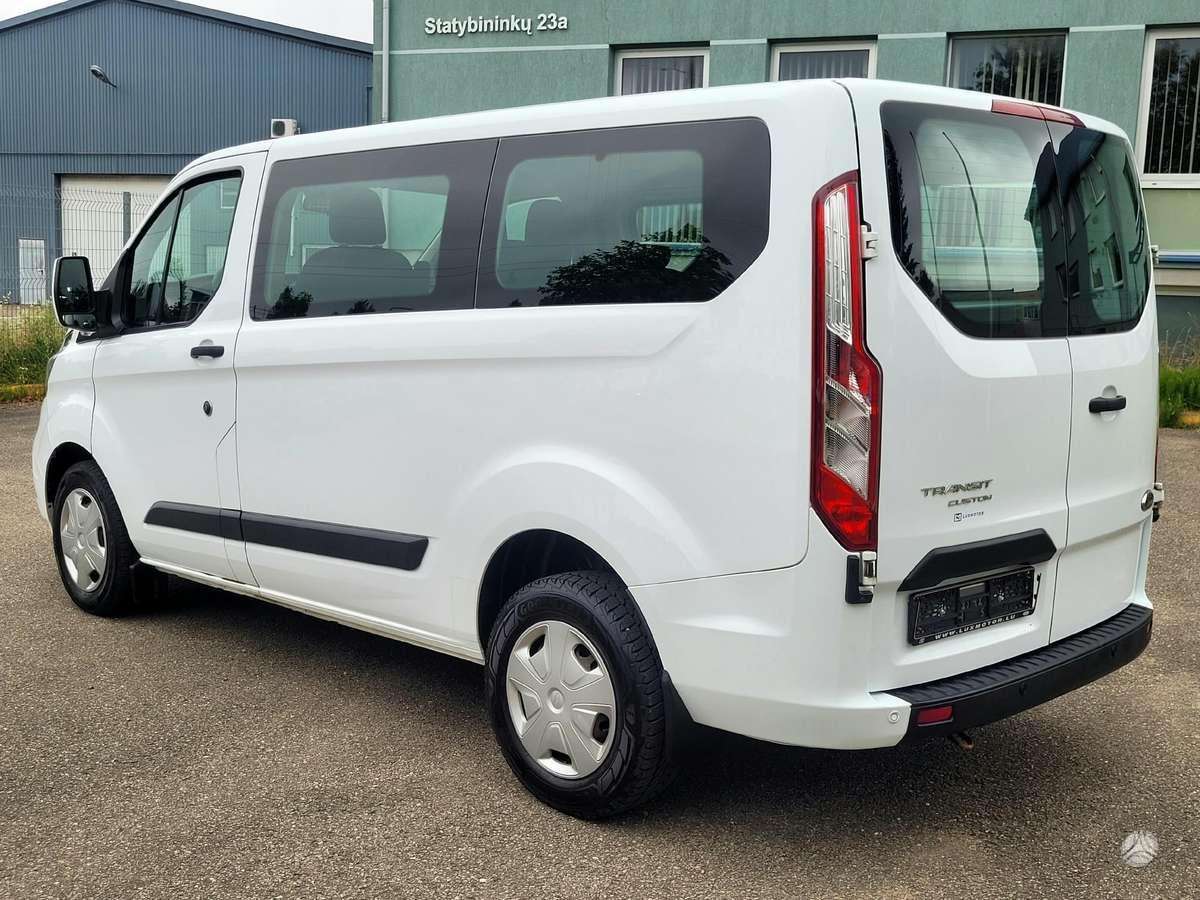 Ford Transit Custom, keleivinis mikroautobusas