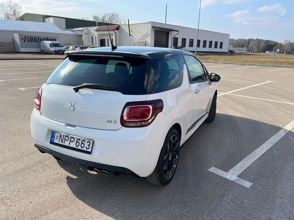 Citroen DS3, 1.6 l., Хэтчбек
