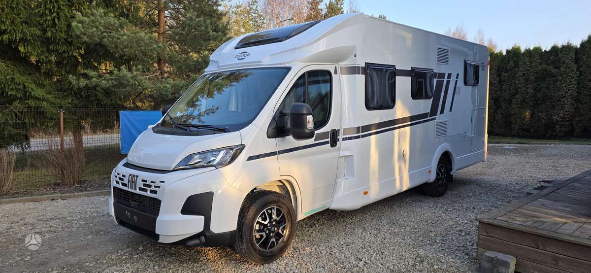 Carado T448, campers