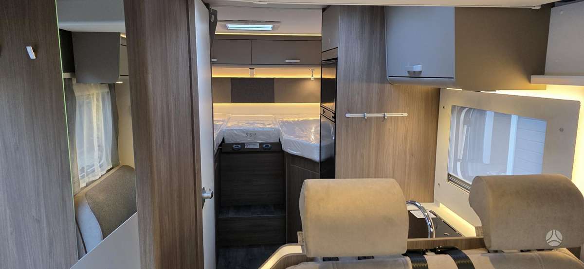 Carado T448, campers