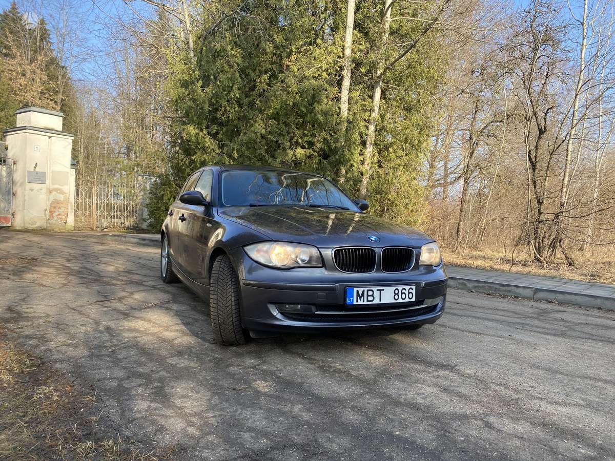 BMW 120, 2.0 l., hatchback