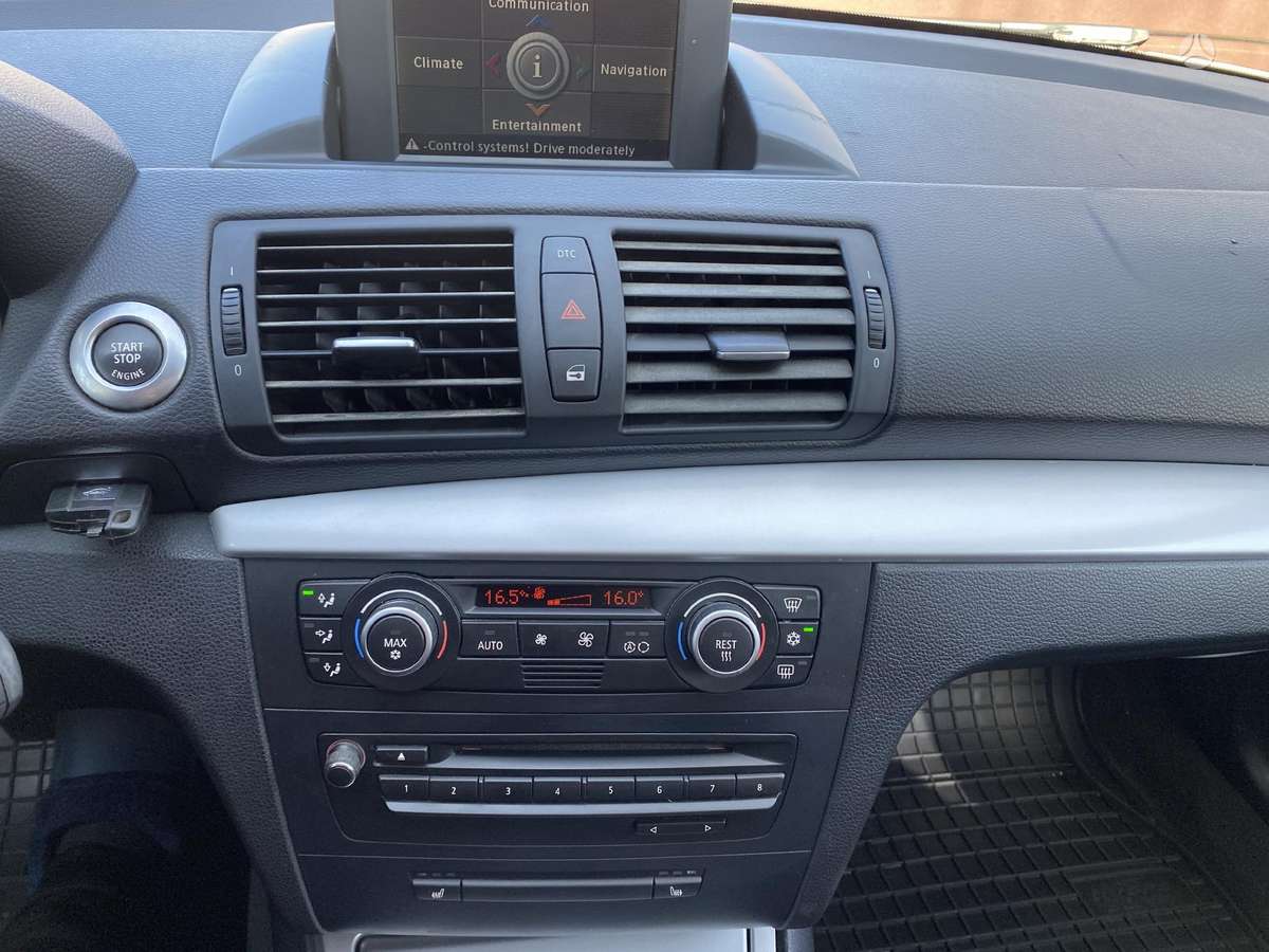 BMW 120, 2.0 l., hatchback