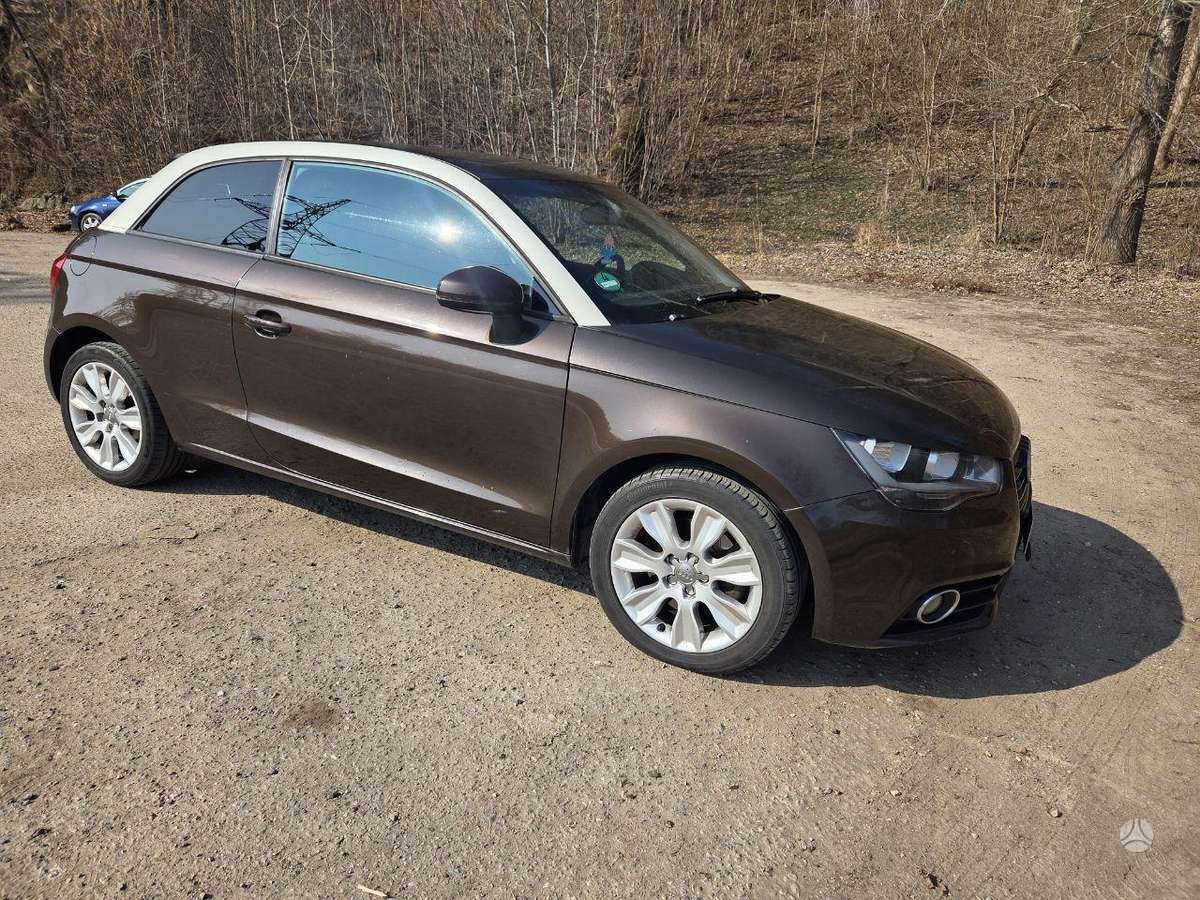 Audi A1, 1.6 l., Хэтчбек
