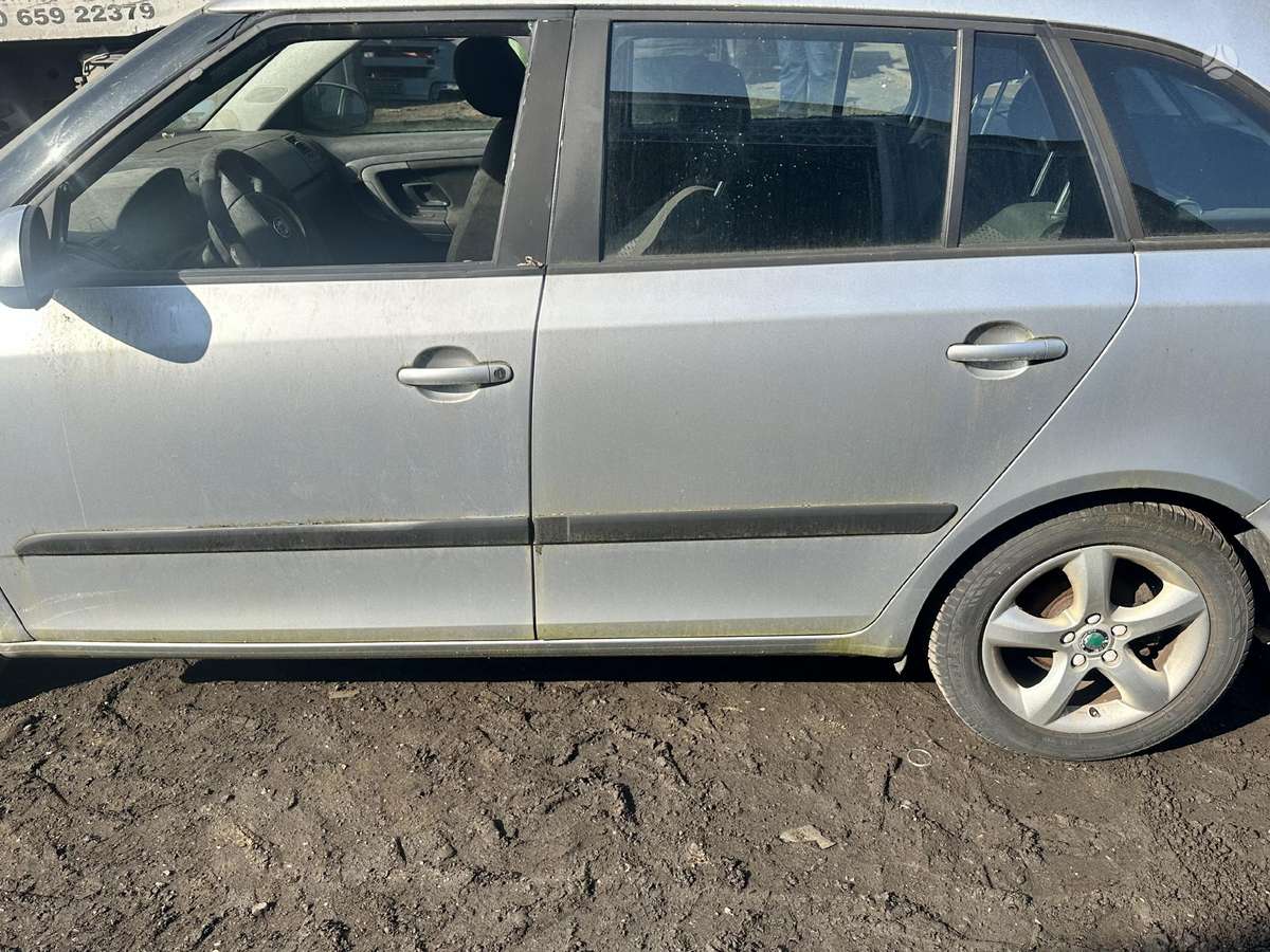 Skoda Fabia по частям