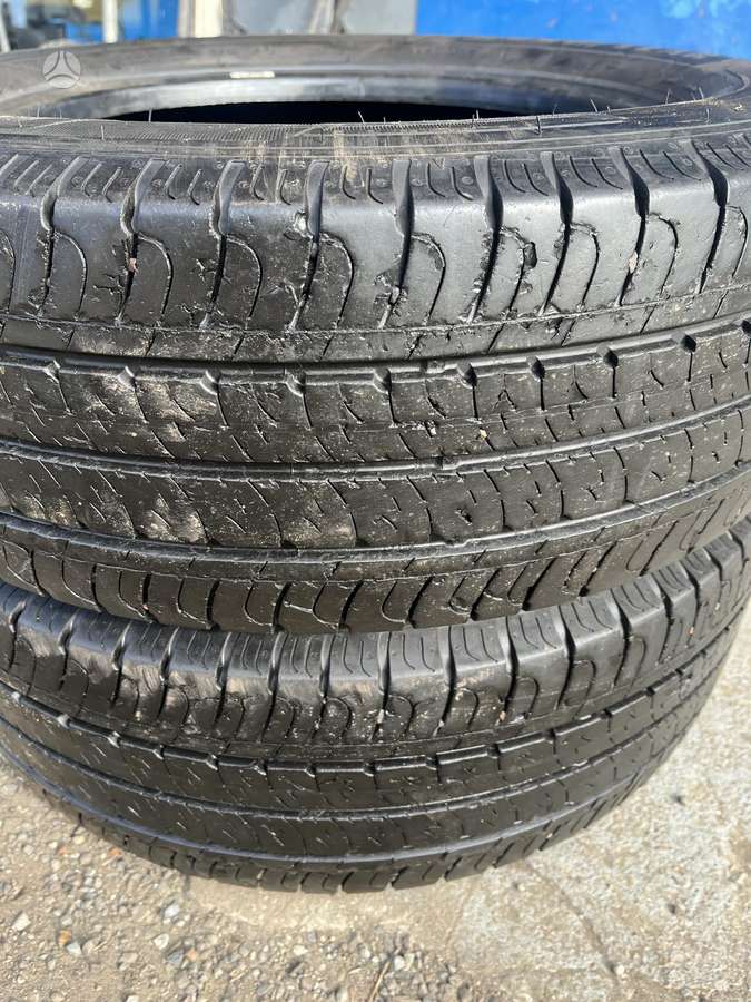 Goodyear Efficient Grip, vasarinės 215/65 R16