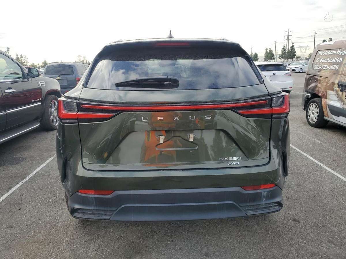 Lexus NX klasė по частям
