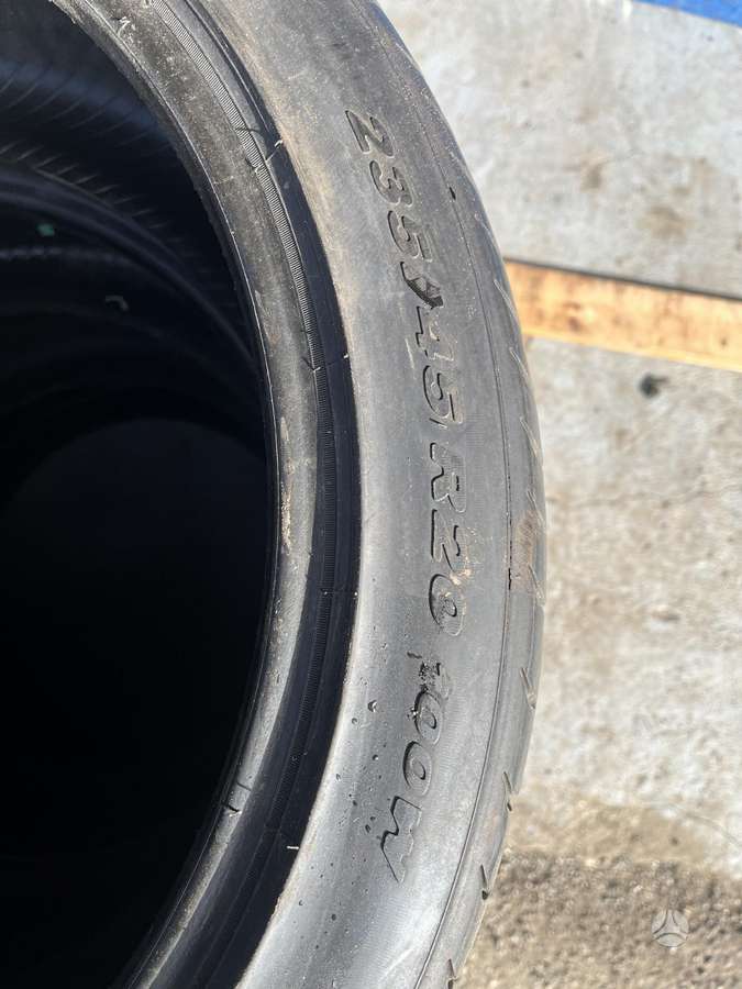 Pirelli P zero, летние 235/45 R20